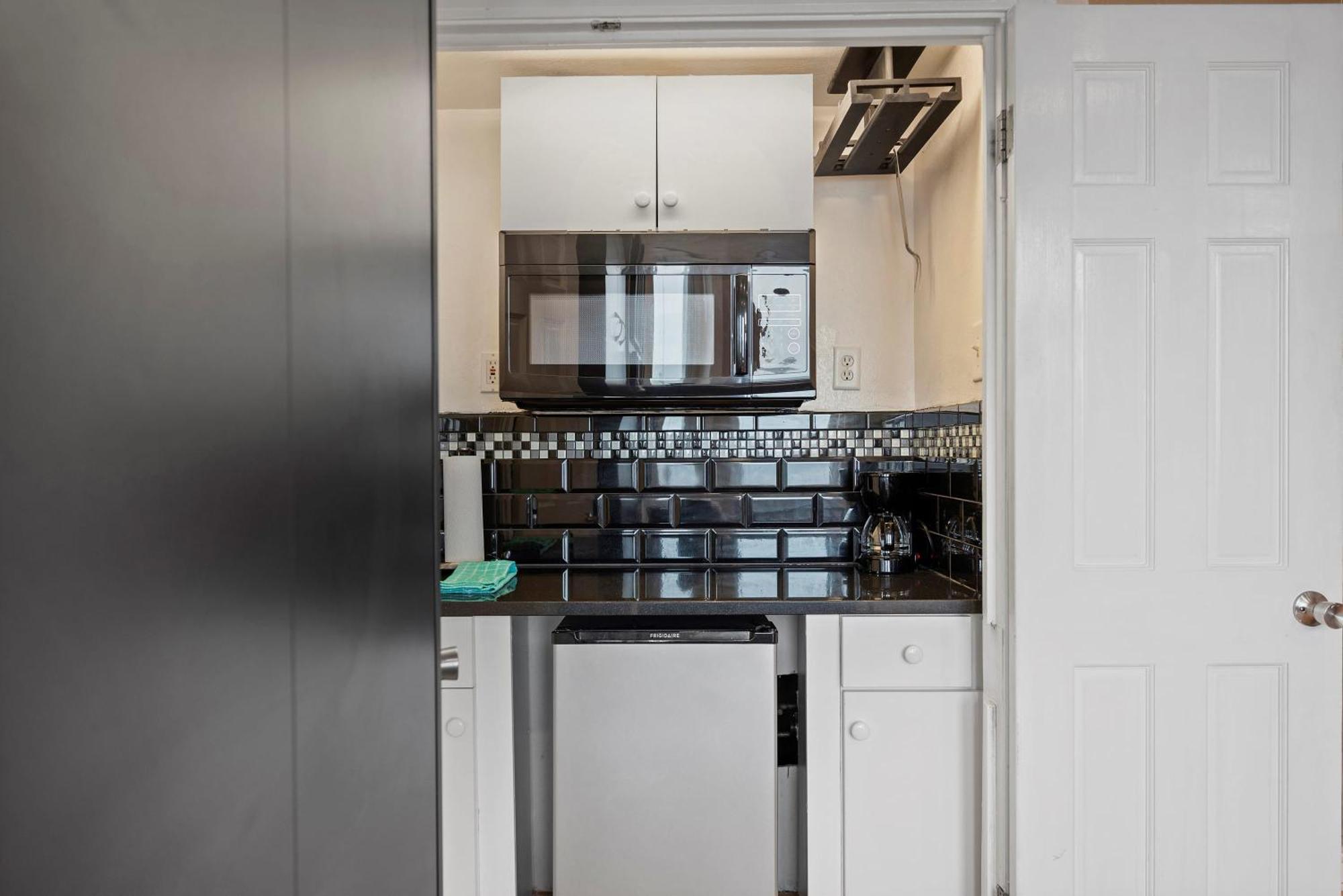 Charming Studio-panoramic View-your Sanctuary Apartment Pittsburgh